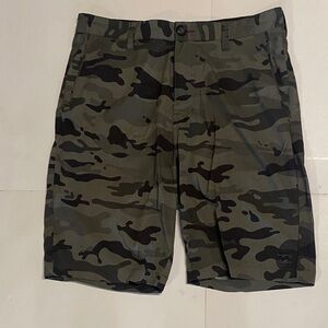Billabong mens shorts size 30